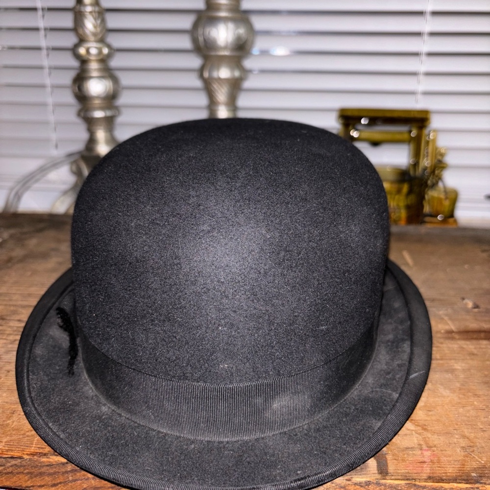 Authentic Stetson Bowler hat 7 1/4      267284